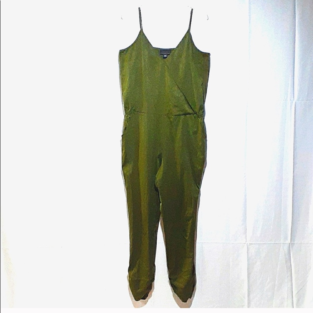 Attention Jumpsuit size Xl